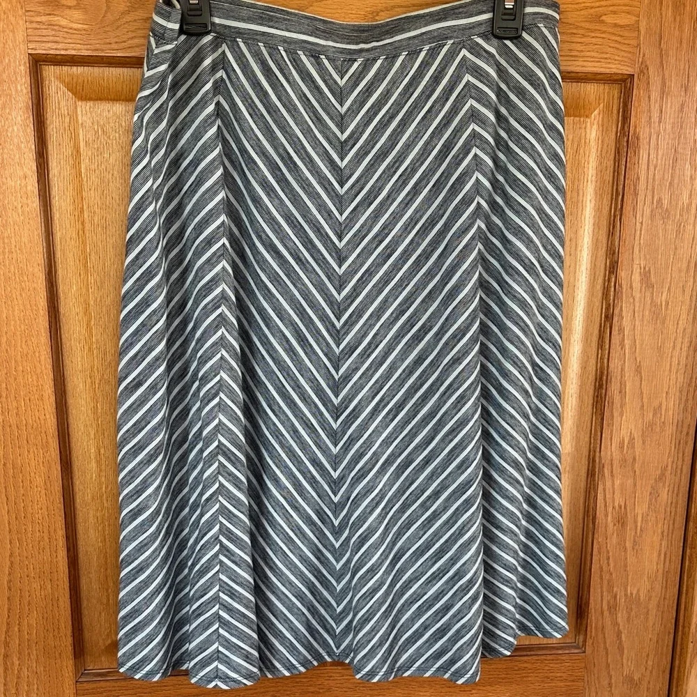 Talbots Chevron Stripe Skirt - Picture 2 of 3
